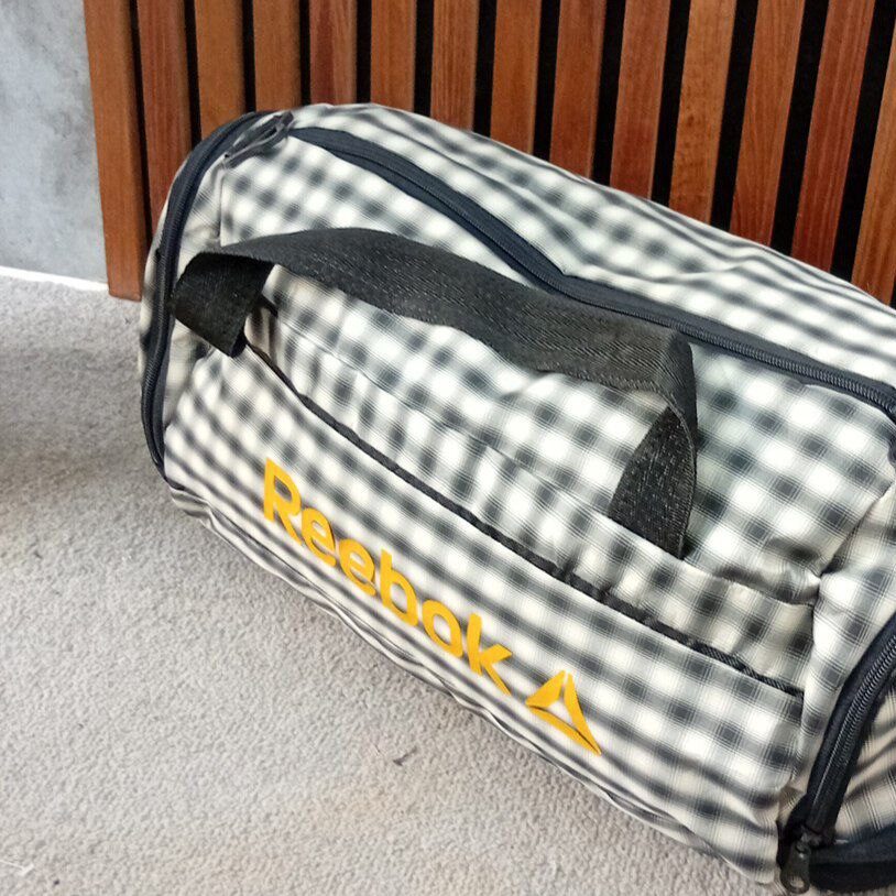 ساک ریبوک پارچه ای ساک ریبوک پارچه ای